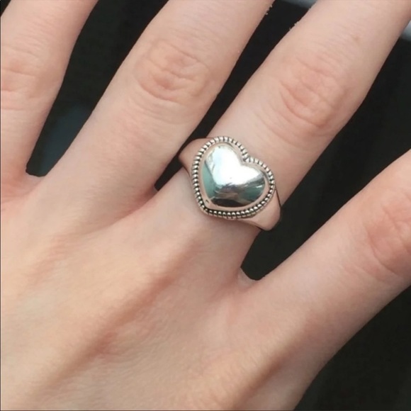 ❗️restocked❗️new 925 Sterling Silver Heart Ring - Picture 4 of 8